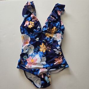 BOGO Cupshe Navy Floral Swim One Piece